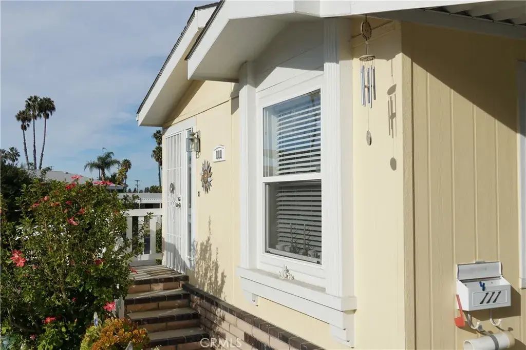 2550 Pacific Coast Hwy 111, Torrance