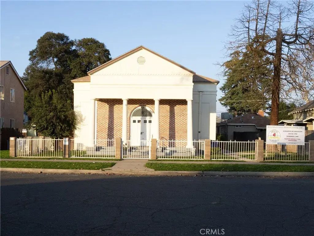 203 W 20th, Merced