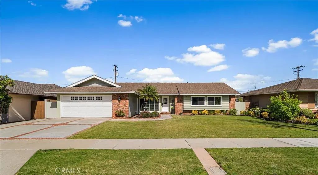 1127 E Adams Avenue, Orange