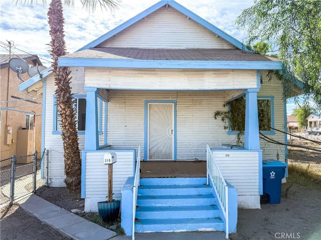 219 Cibola, Needles