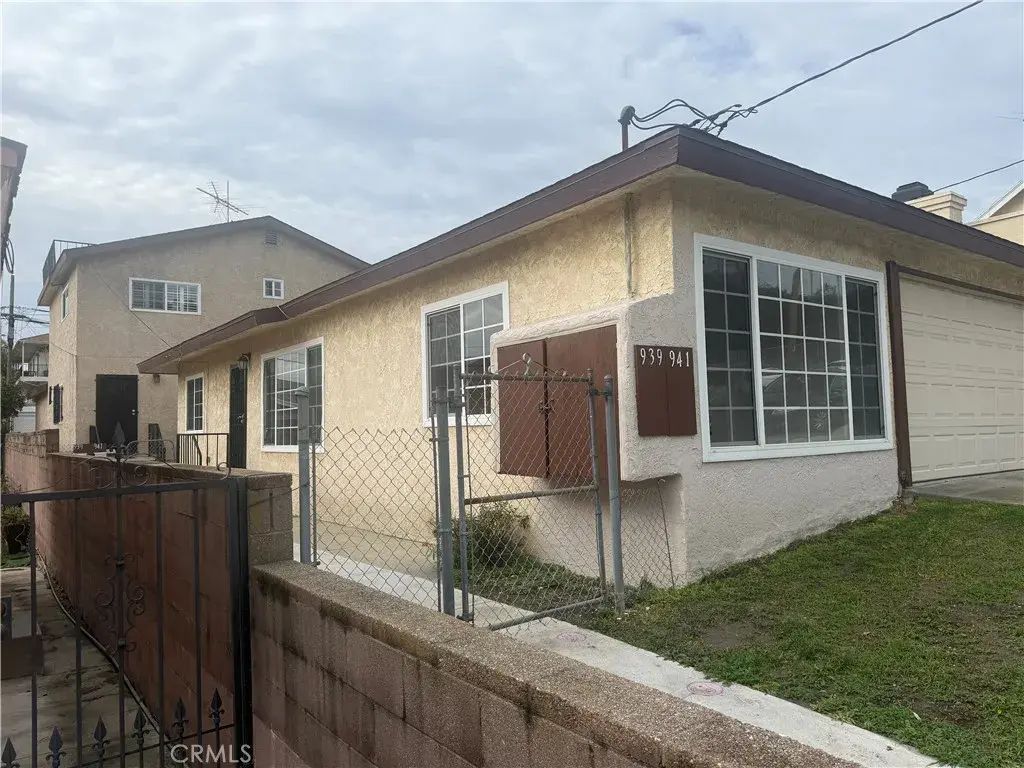 939-941 W 17th, San Pedro