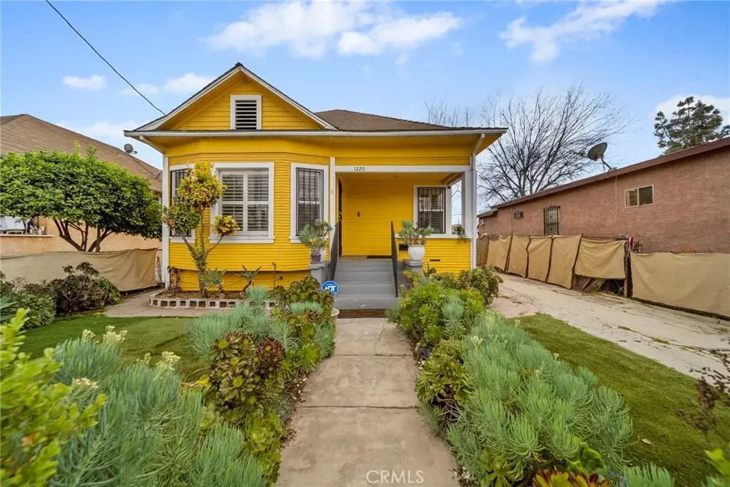 1220 E 40th Place, Los Angeles