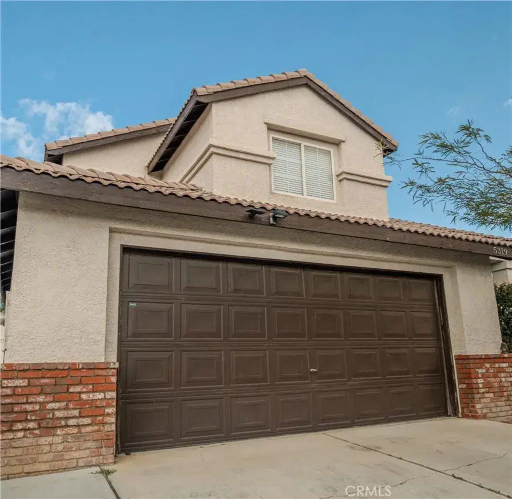 5319 Essex, Palmdale