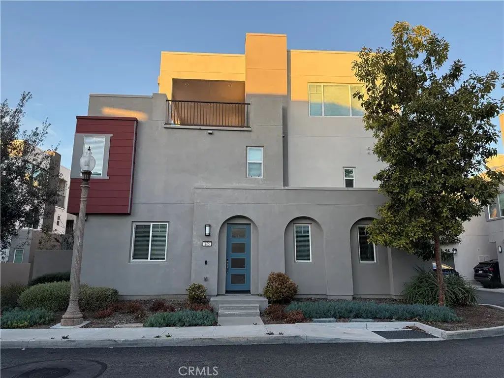 165 Tenor, Irvine