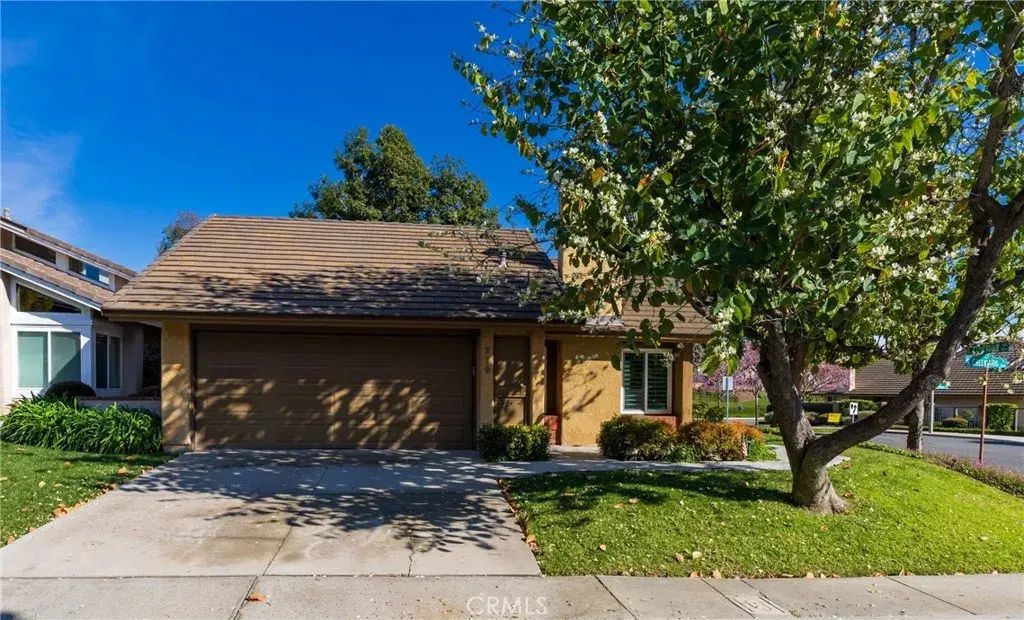 270 Creekwood Court, Brea