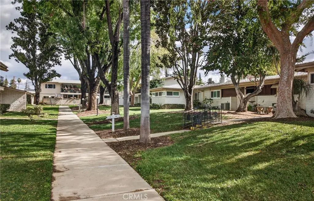 48 N Center Street, Redlands