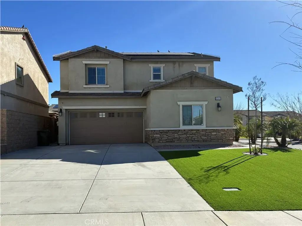 6949 Dewpoint Way, Fontana