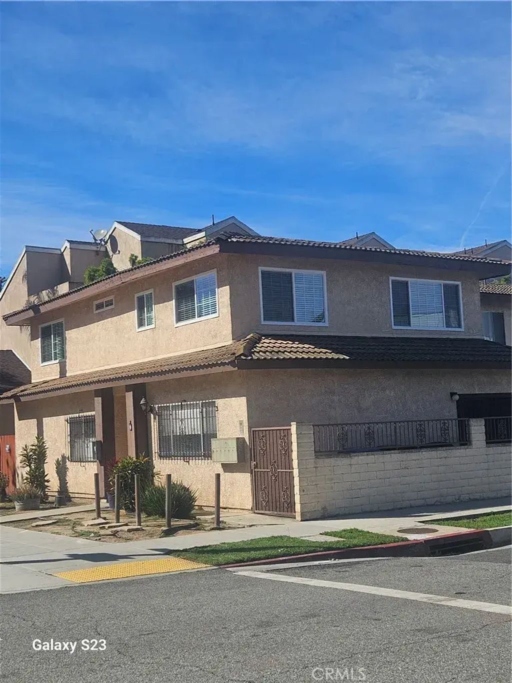 321 Daisy 3, Long Beach