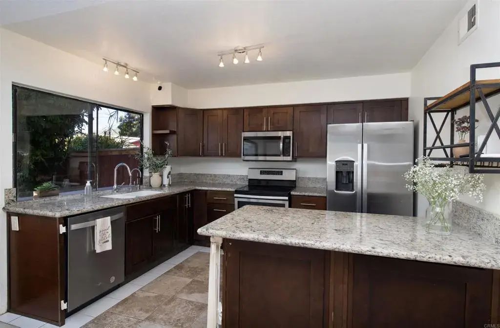 2925 Via Libertad, Carlsbad