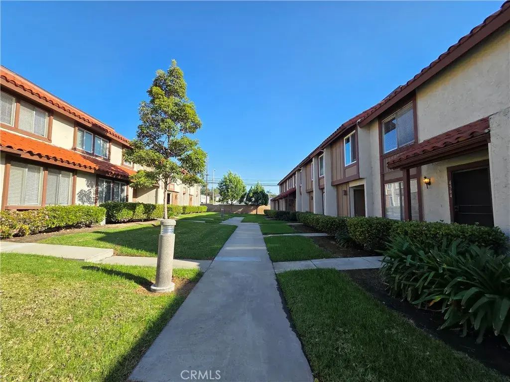 4564 Toledo Way, Buena Park