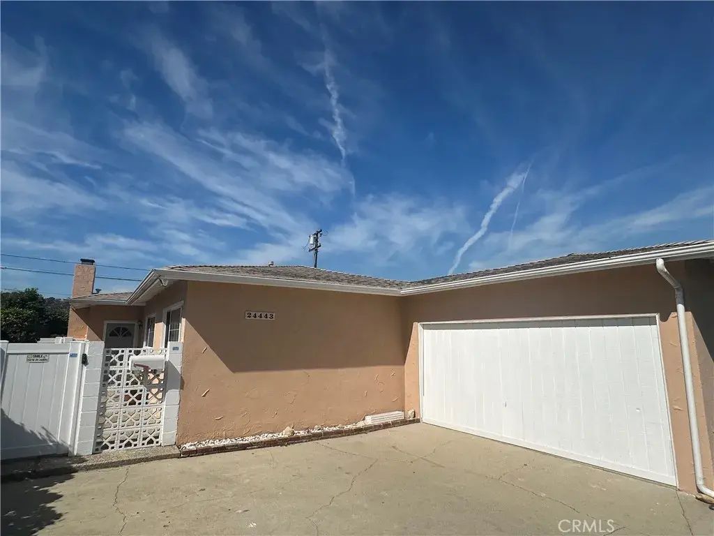 24443 Winlock, Torrance