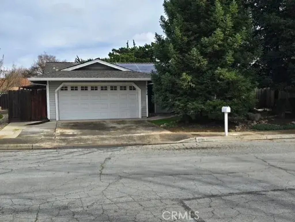 3034 Greenwood Court, Merced
