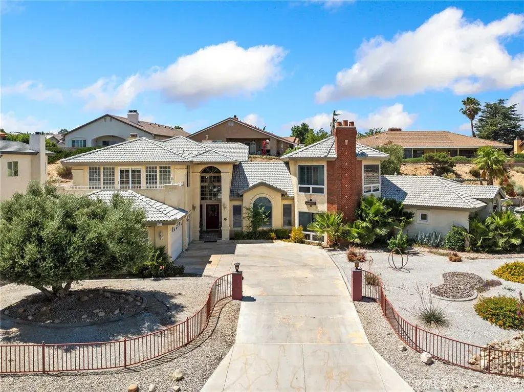 17970 Vista Point, Victorville