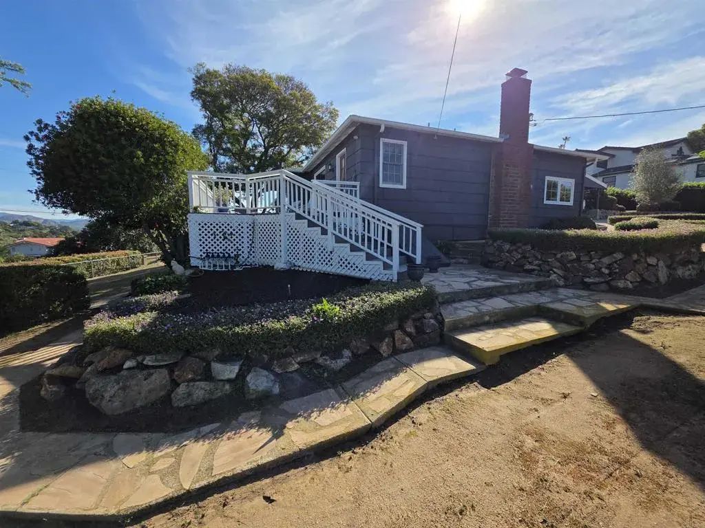 10945 Puebla Dr, La Mesa