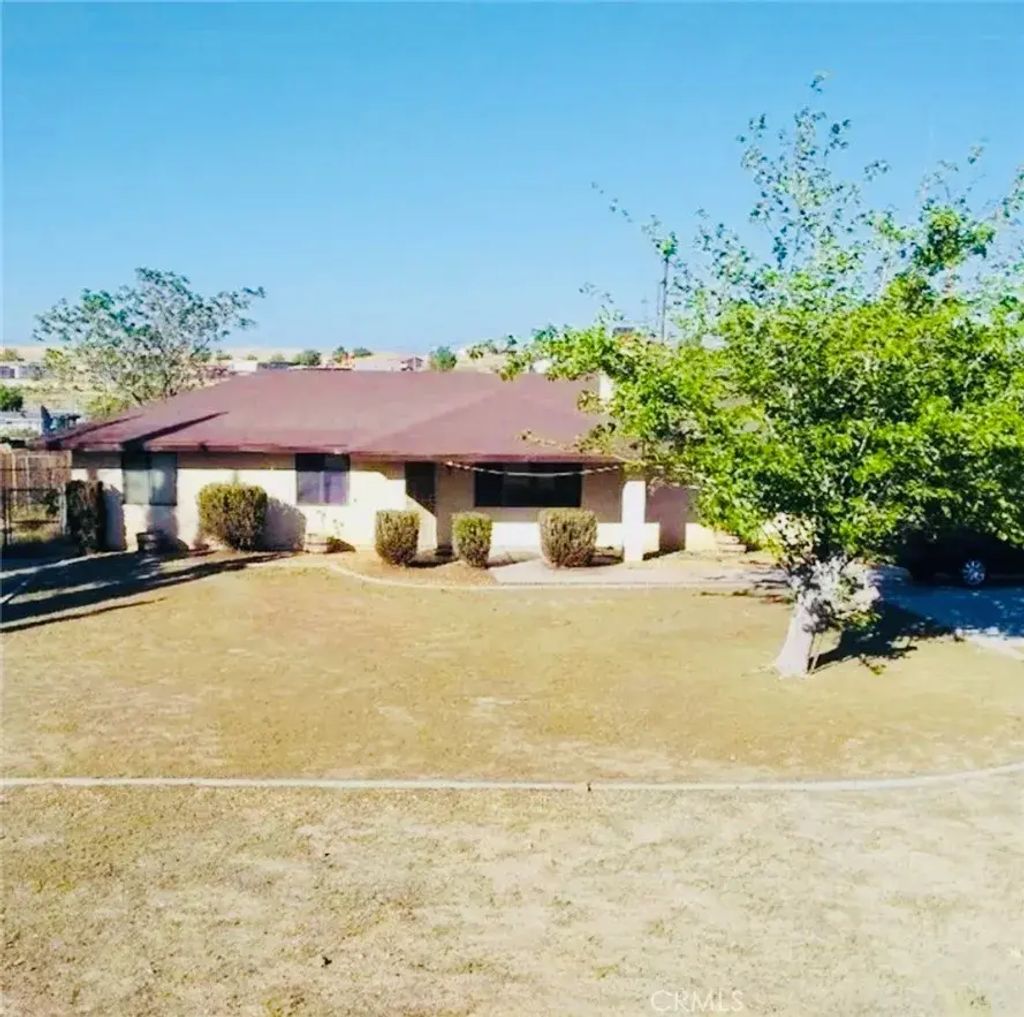 16015 Village, Victorville