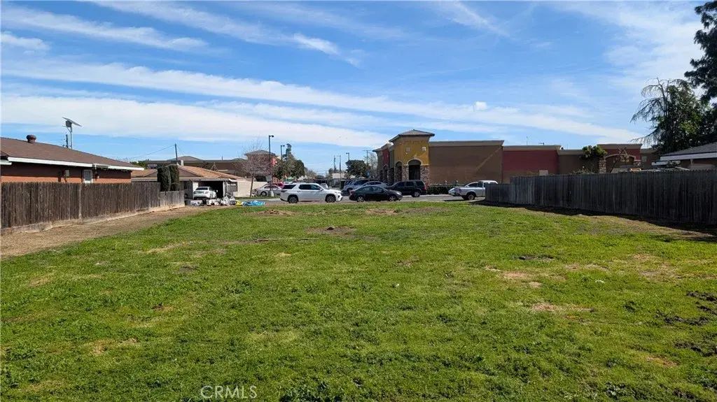 1114 Sierra, Madera