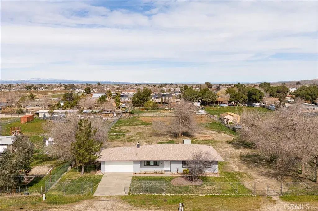 10041 E Avenue R6 Avenue, Littlerock