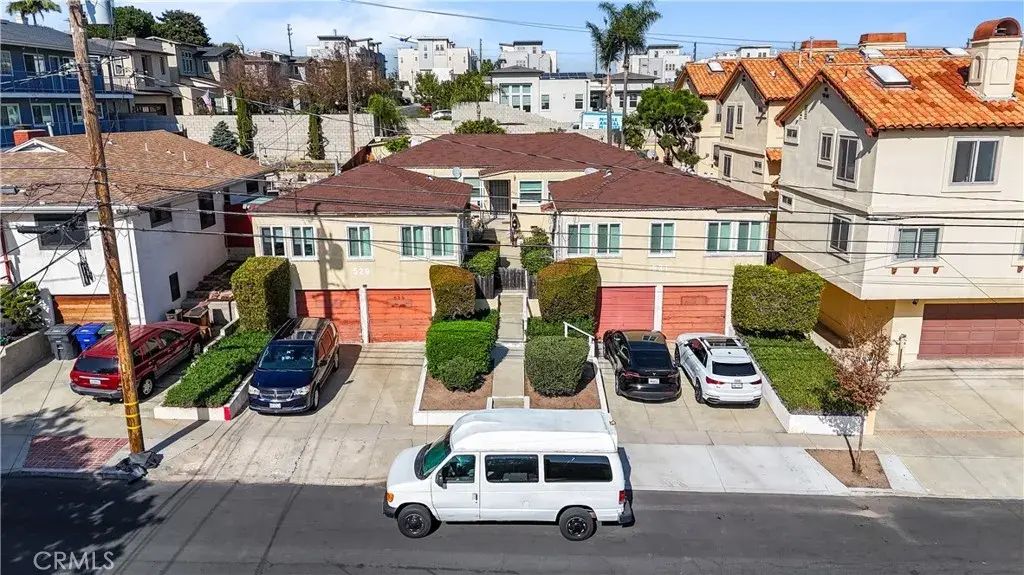 529 E Walnut, El Segundo