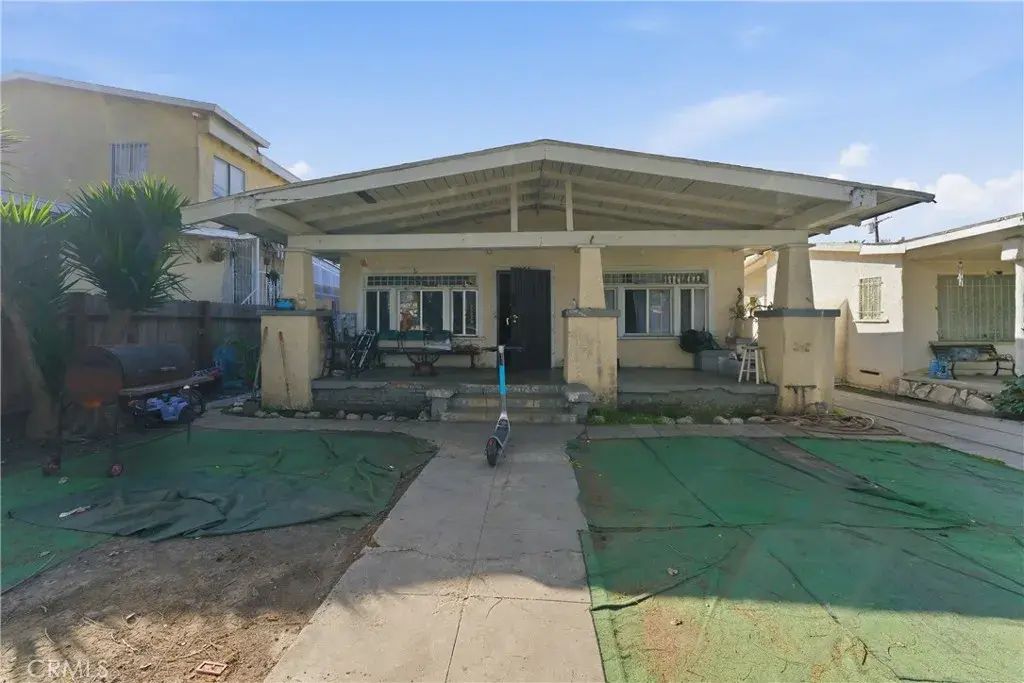 1650 W 38th Place, Los Angeles