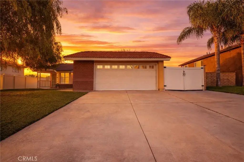 11619 Capitol Drive, Riverside