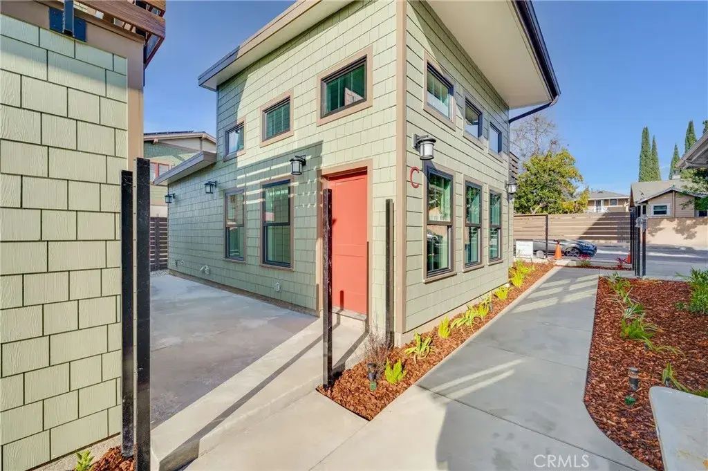 127 E Foothill Boulevard C, Glendora