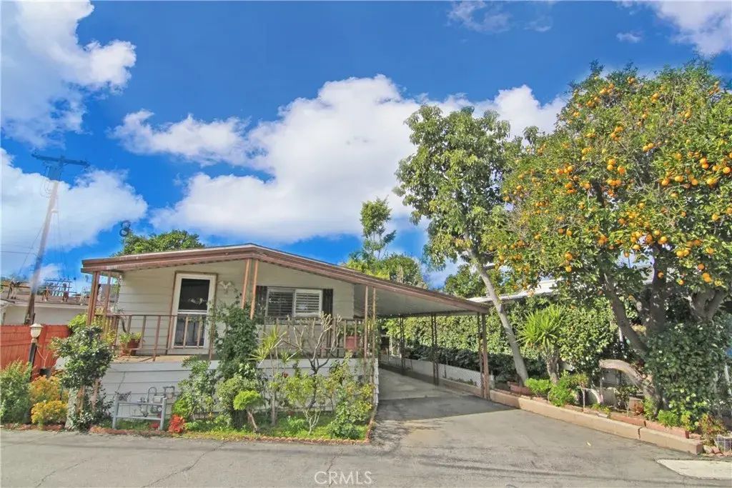 13120 Bradley 10, Sylmar