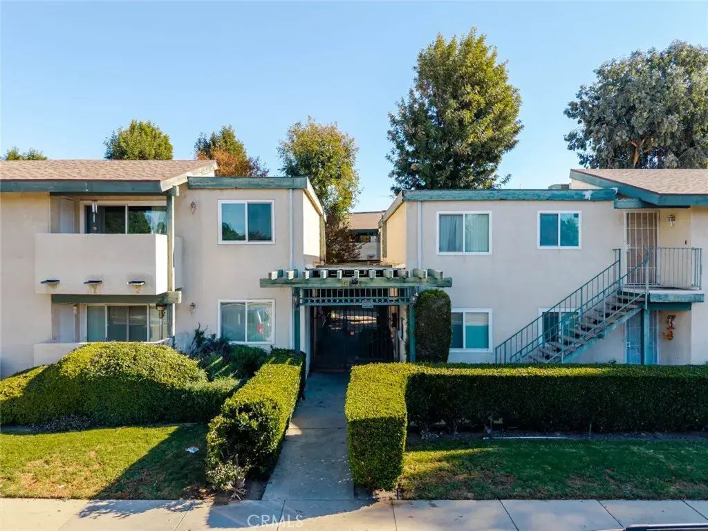 10636 Woodley Avenue 54, Granada Hills