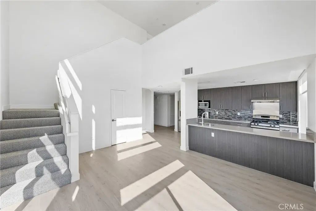 168 S Monterey Street 518, Alhambra