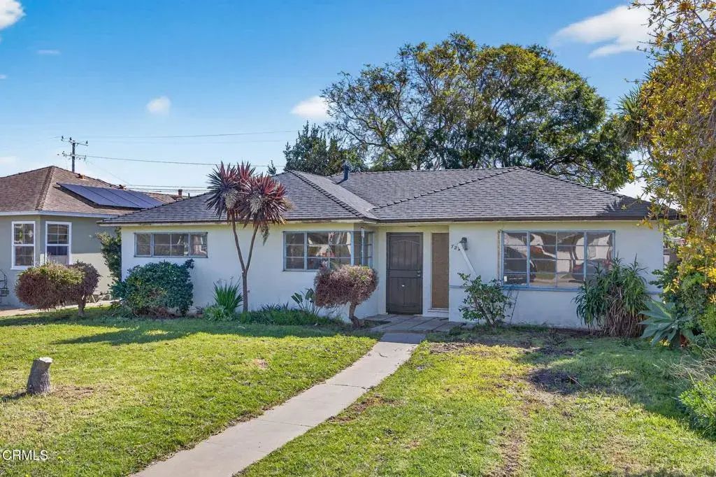 722 W Robert Avenue, Oxnard