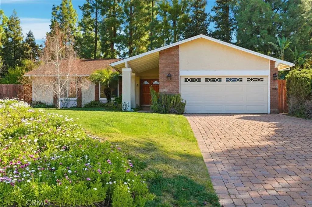 23350 Keswick, West Hills