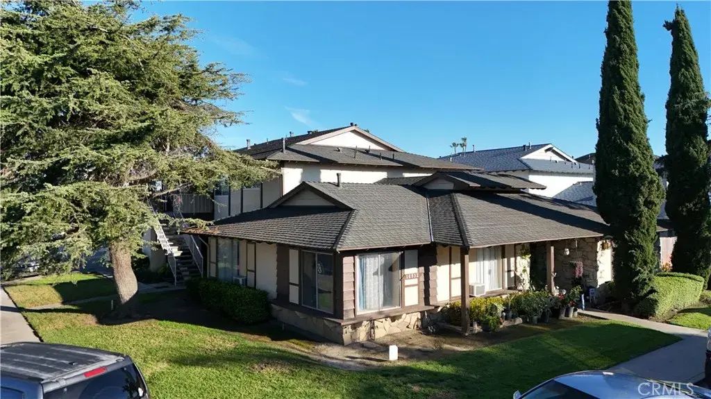 16932 Lilac Lane, Huntington Beach