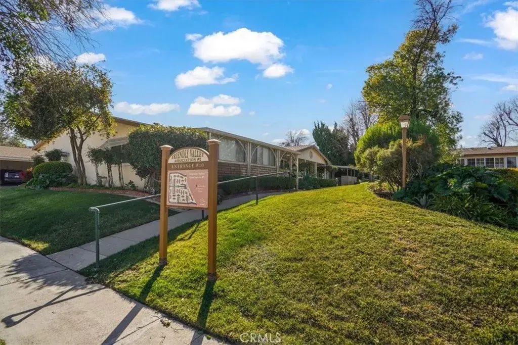 26837 Avenue Of The Oaks, Newhall