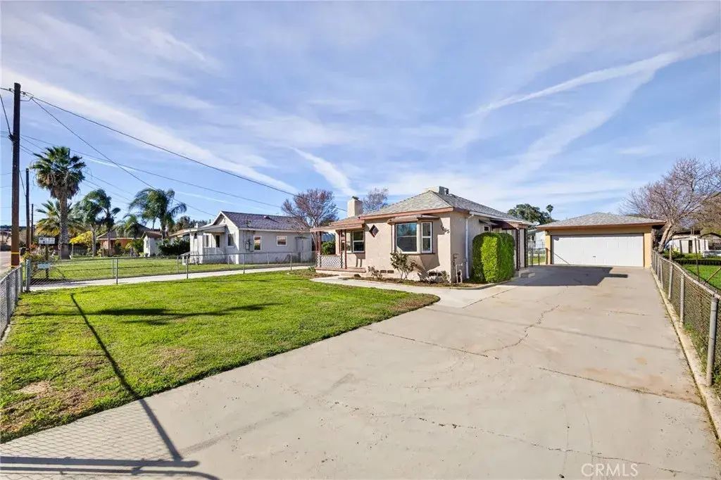1065 Stevenson A & B, Colton