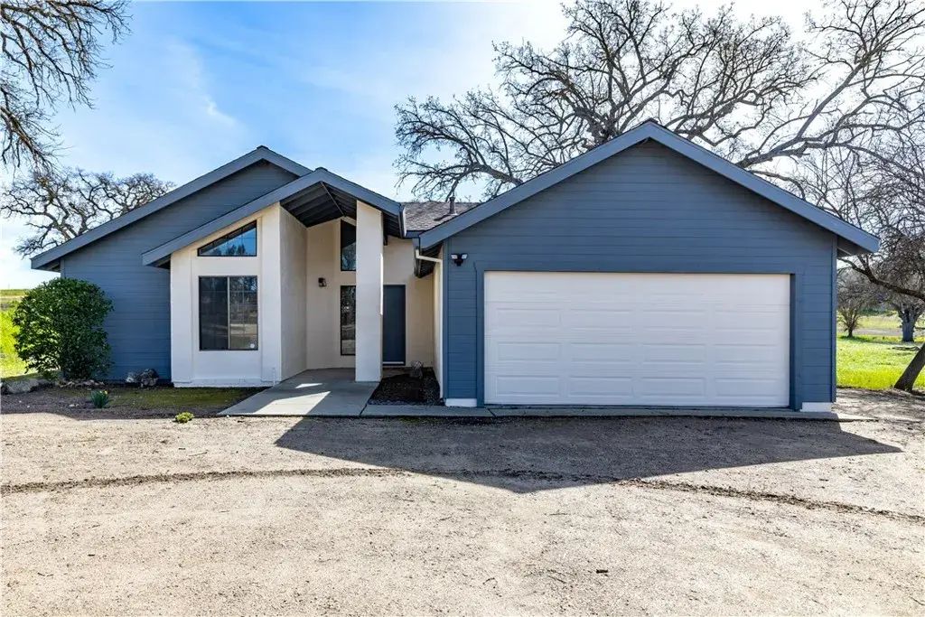 69237 Interlake Road, Lockwood