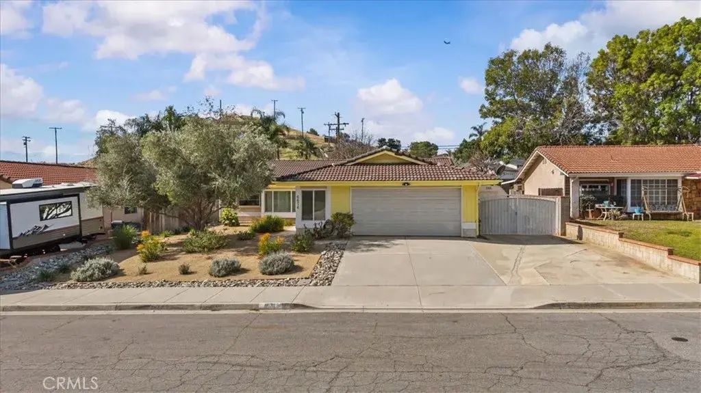 6676 Coloma Way, Jurupa Valley