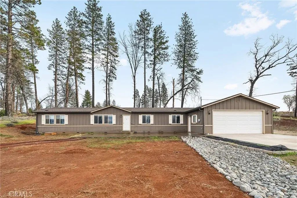8606 Skyway, Paradise