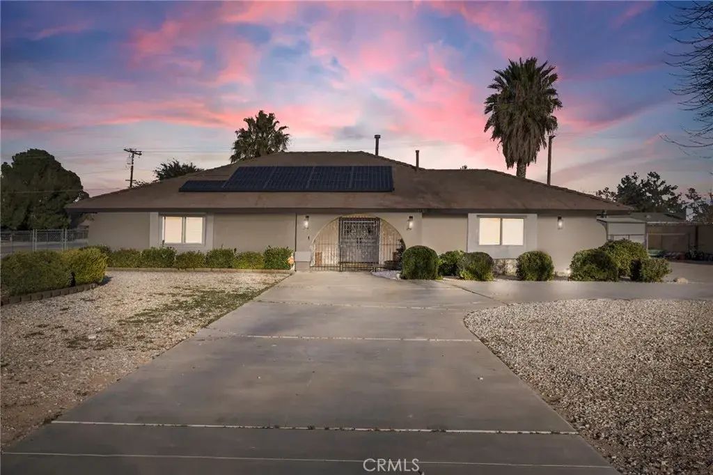 14127 Crow, Apple Valley