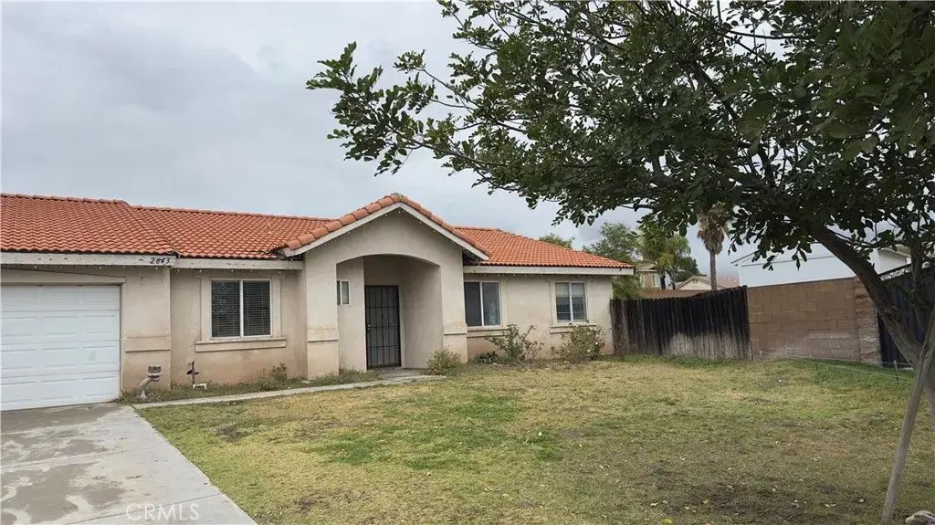 2643 N Fitzsimmons, Rialto