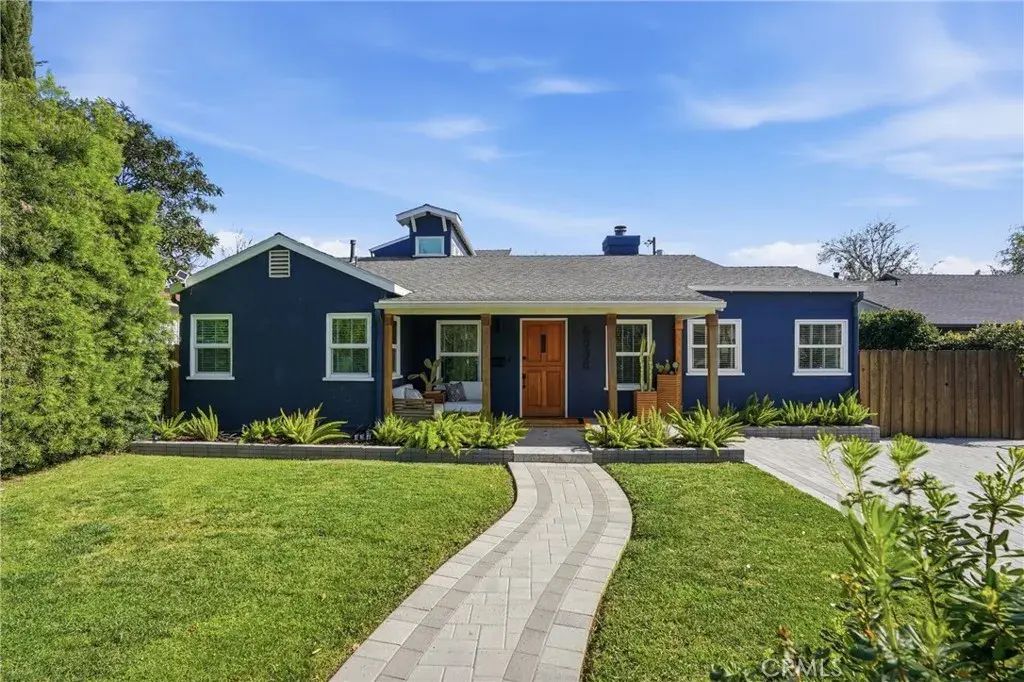 5636 Matilija, Valley Glen