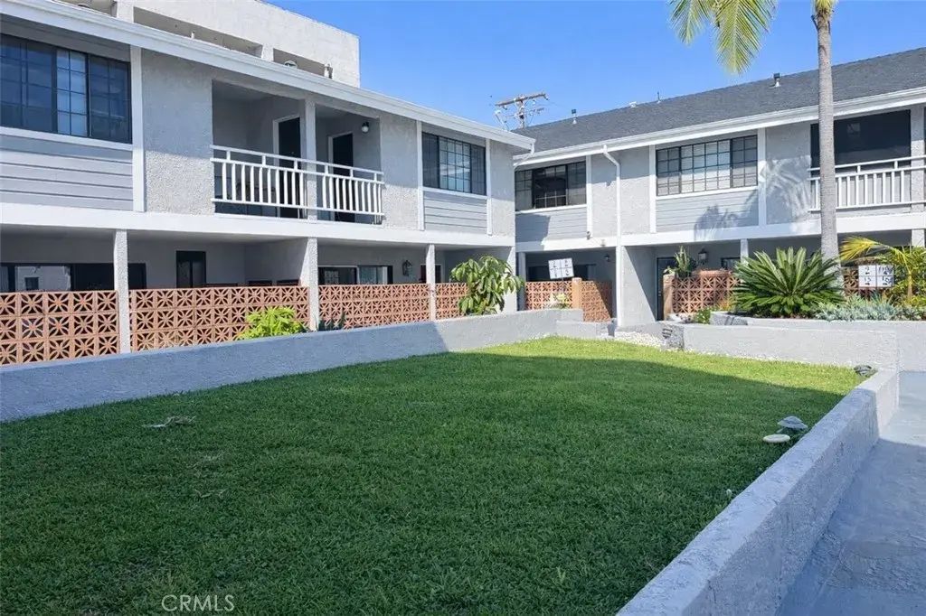 4345 W 154th Street 8, Lawndale