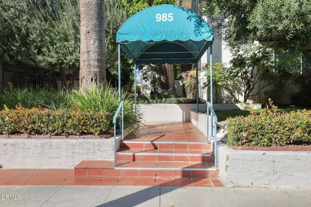 985 E California Boulevard 305, Pasadena