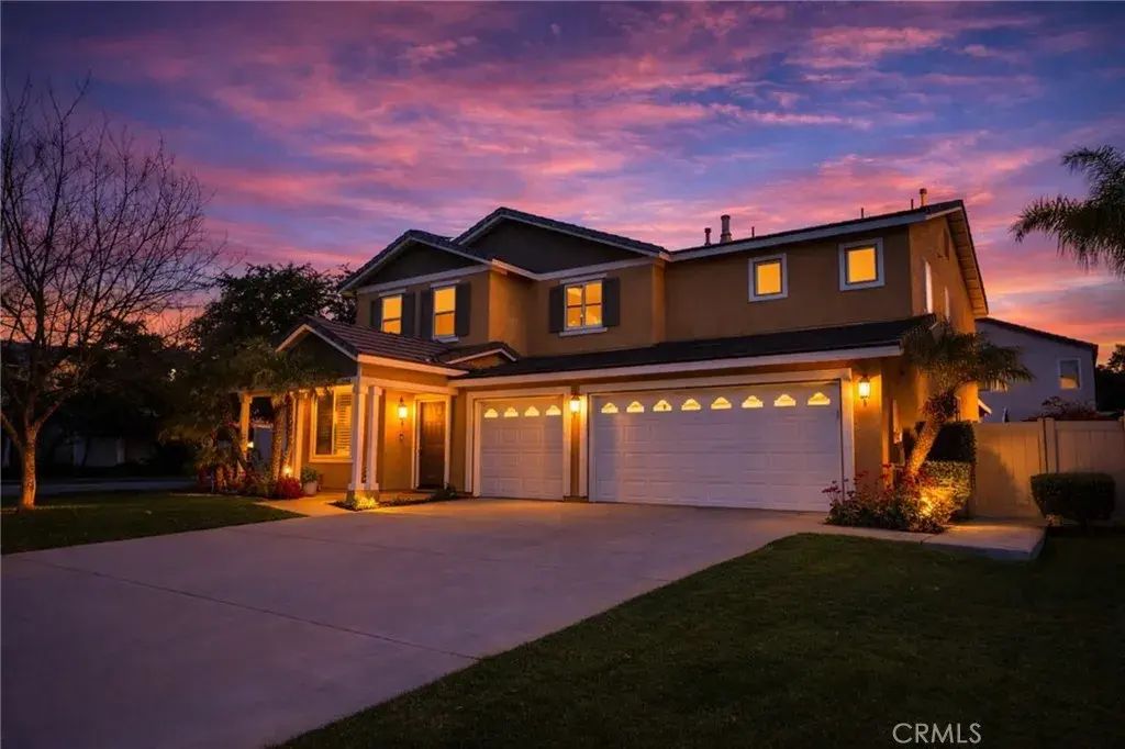 19391 De Marco, Riverside