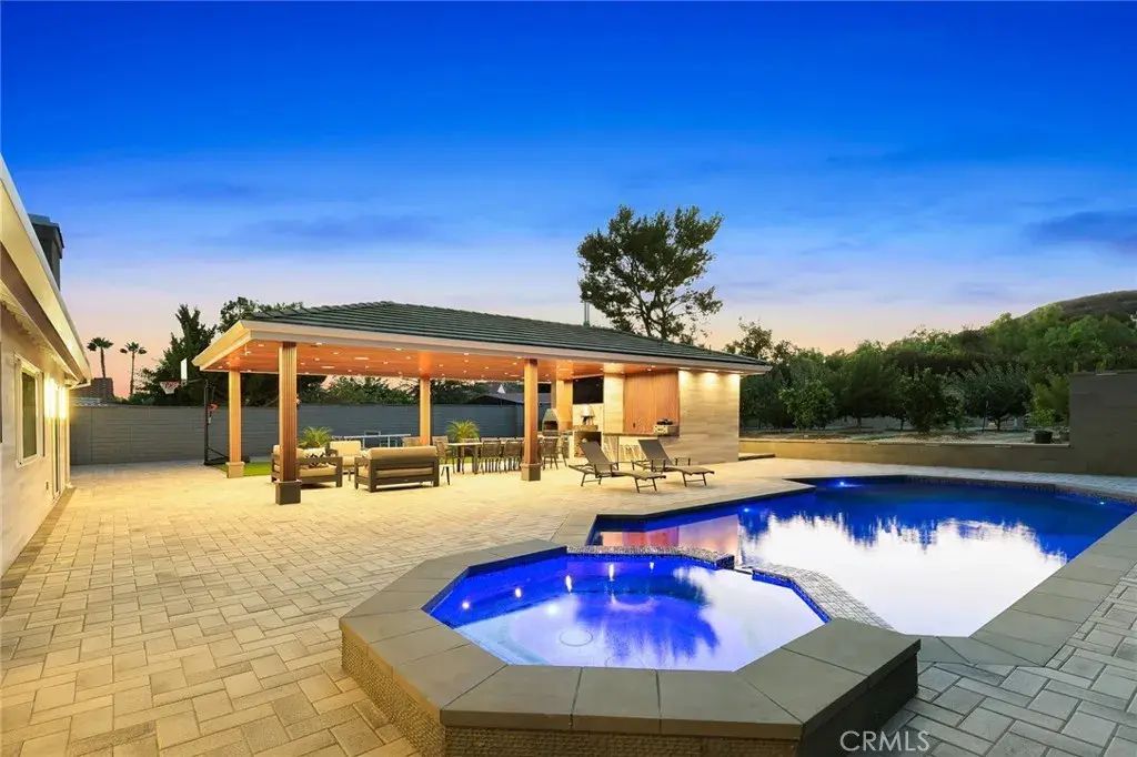 10147 Janetta, Sunland