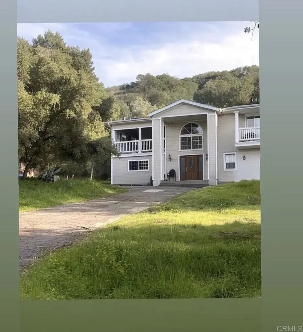 19147 Las Encinas Drive, Ramona