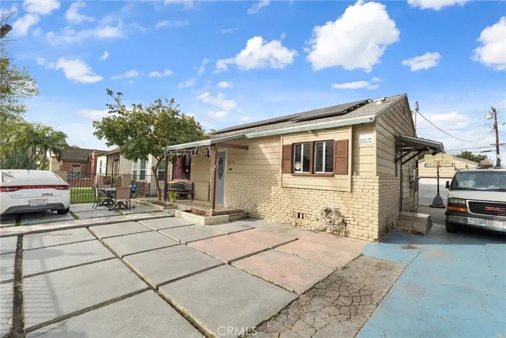 511 S Pannes, Compton