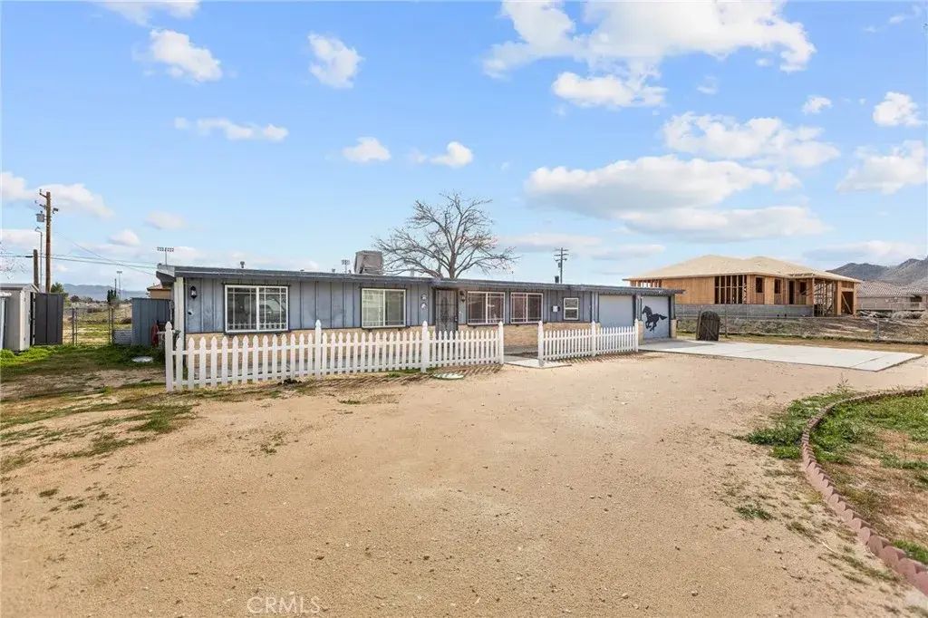 21103 Wigwam Street, Apple Valley