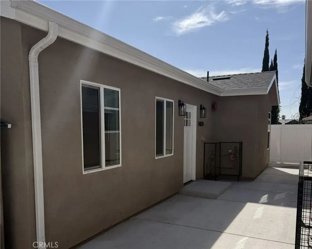 14018 Hubbard Street, Sylmar