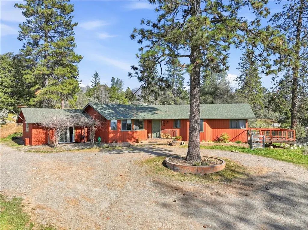 3868 Pinecrest Drive, Mariposa