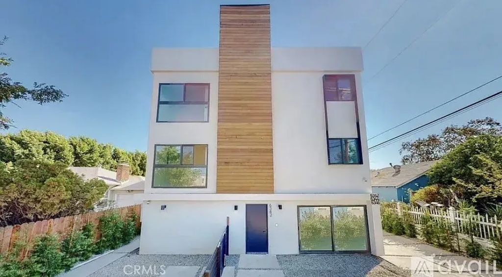 6344 Camellia 6342, North Hollywood