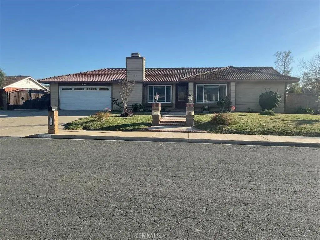 8234 Stonewood, Jurupa Valley